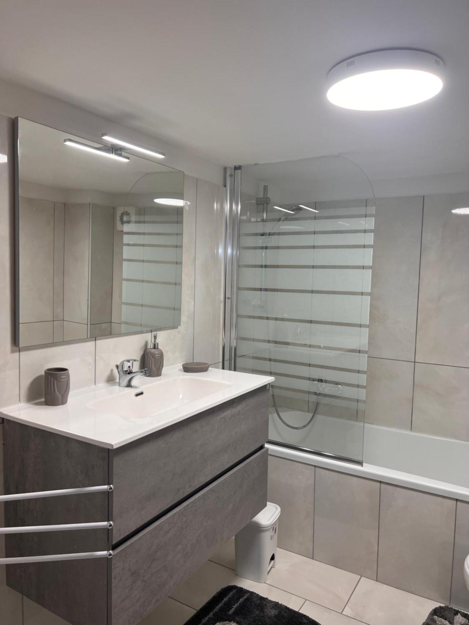 Easy Fly Apartment Napoli Bagian luar foto