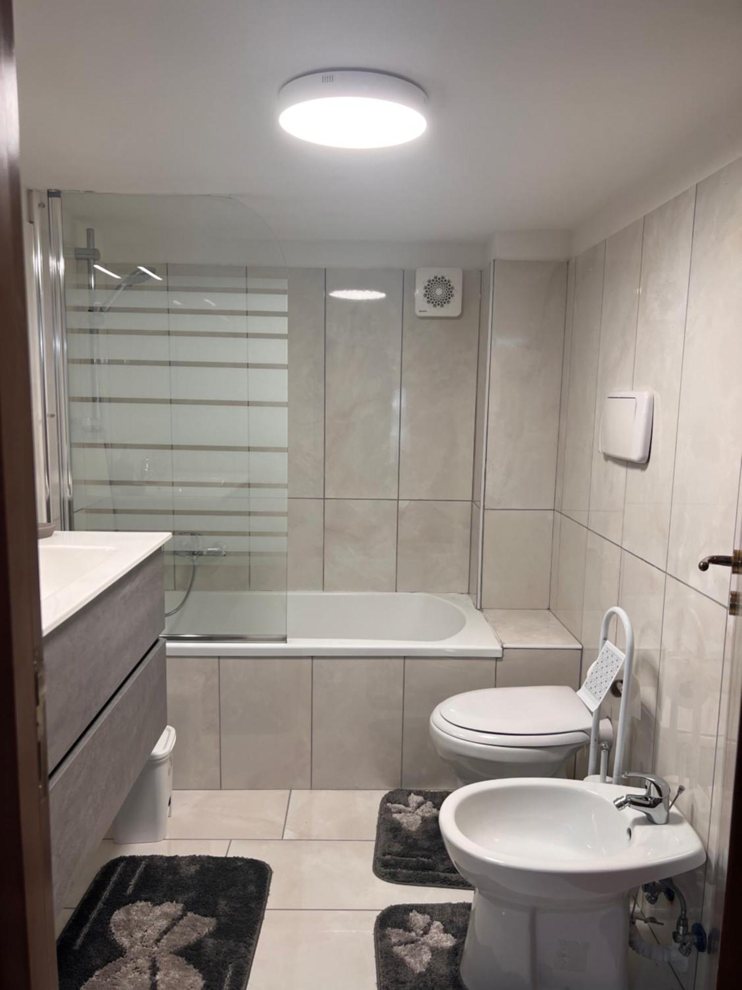 Easy Fly Apartment Napoli Bagian luar foto